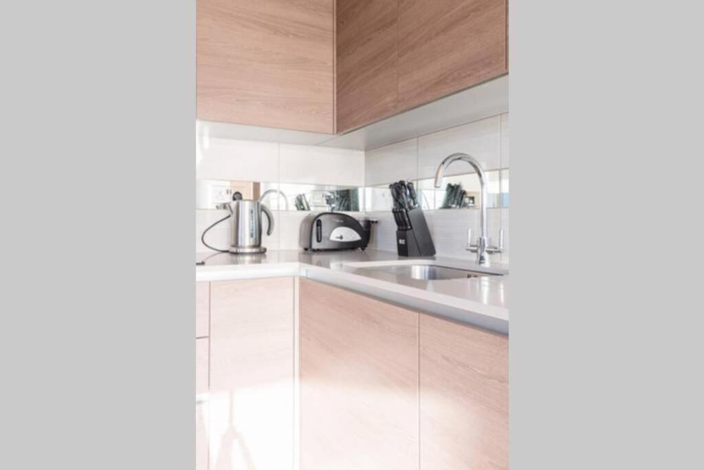 Luxury River Side Penthouse 伦敦 外观 照片